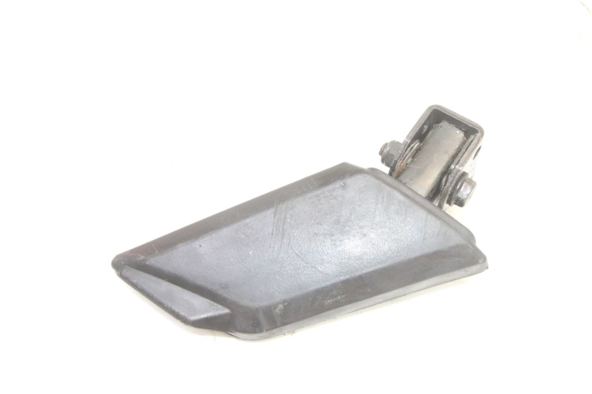 photo de LEFT REAR FOOTREST PEUGEOT KISBEE 2T 50 (2010 - 2017) - Alternative perspective