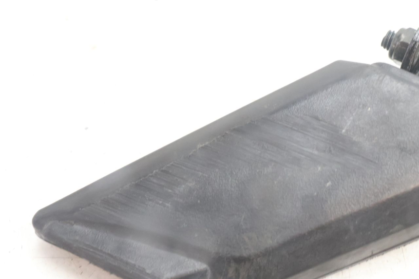 photo de LEFT REAR FOOTREST PEUGEOT KISBEE 4T 50 (2010 - 2017) - Technical close-up