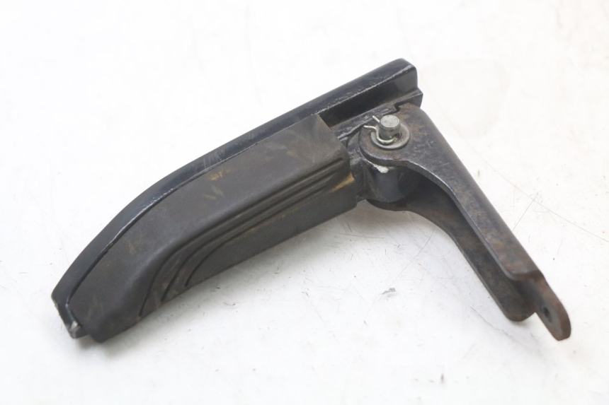 photo de REAR LEFT FOOTREST PIAGGIO MP3 HPE 350 (2018 - 2020) - Main view