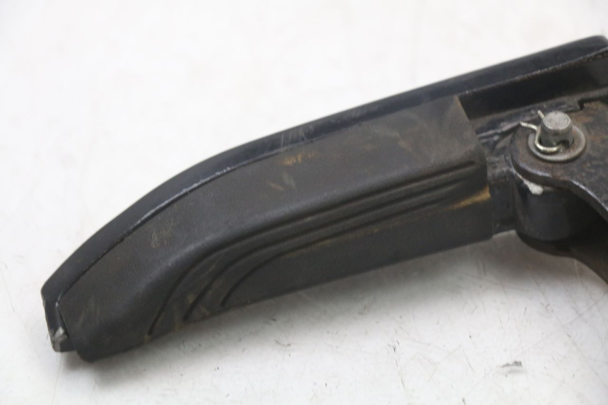 photo de REAR LEFT FOOTREST PIAGGIO MP3 HPE 350 (2018 - 2020) - Component detail