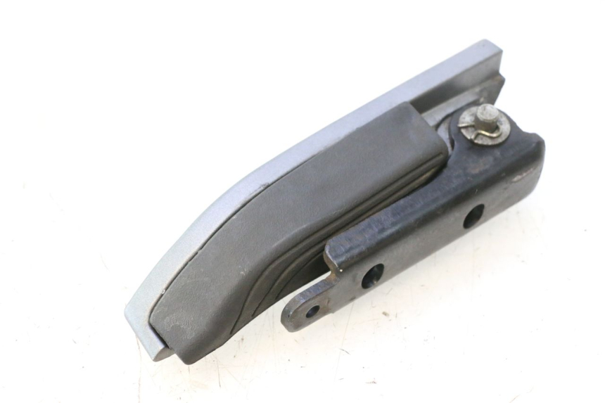 photo de REAR LEFT FOOTREST PIAGGIO MP3 500 (2016 - 2018) - Surface and material condition