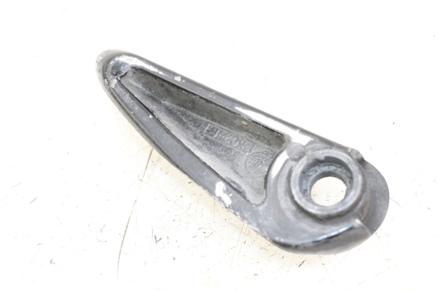 photo de REAR LEFT FOOTREST YAMAHA NEO'S NEOS 2T 50 (2007 - 2017) - Component detail