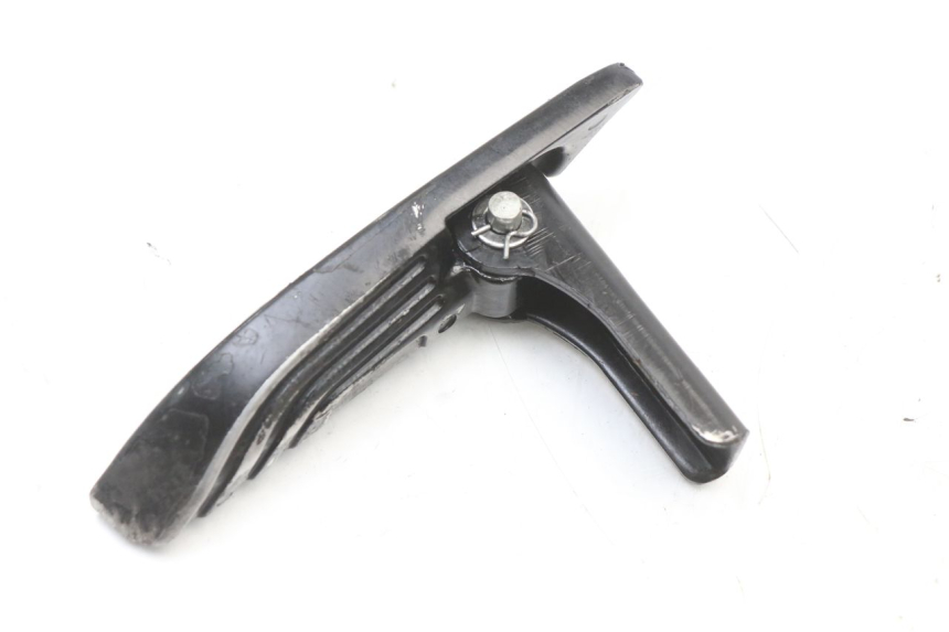 photo de LEFT REAR FOOTREST PIAGGIO NEW TYPHOON 50 (2018 - 2021) - Alternative perspective