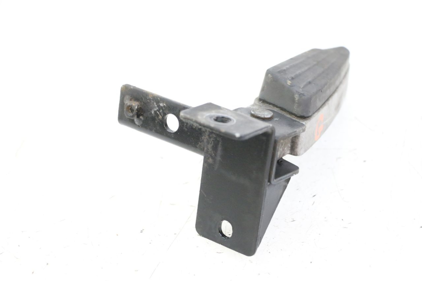 photo de LEFT REAR FOOTREST PEUGEOT CITYSTAR 125 (2011 - 2017) - Technical close-up