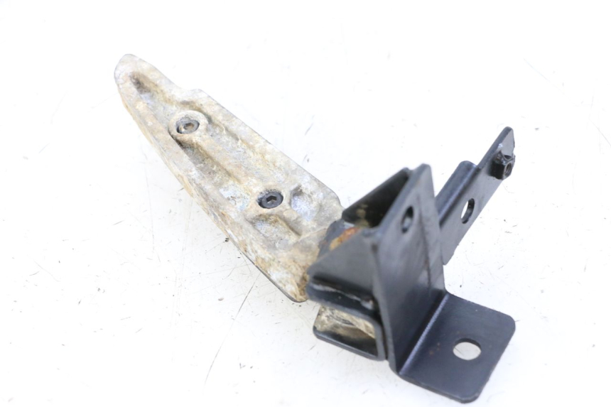 photo de LEFT REAR FOOTREST PEUGEOT CITYSTAR 50 (2013 - 2017) - Technical close-up