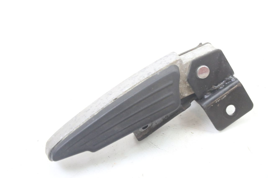 photo de REAR LEFT FOOTREST PEUGEOT SATELIS 125 (2013 - 2018) - Component detail