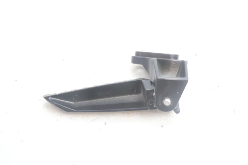 photo de REAR LEFT FOOTREST JM MOTORS R-MAX TECH 50 (2024 - 2026) - Fixing points details