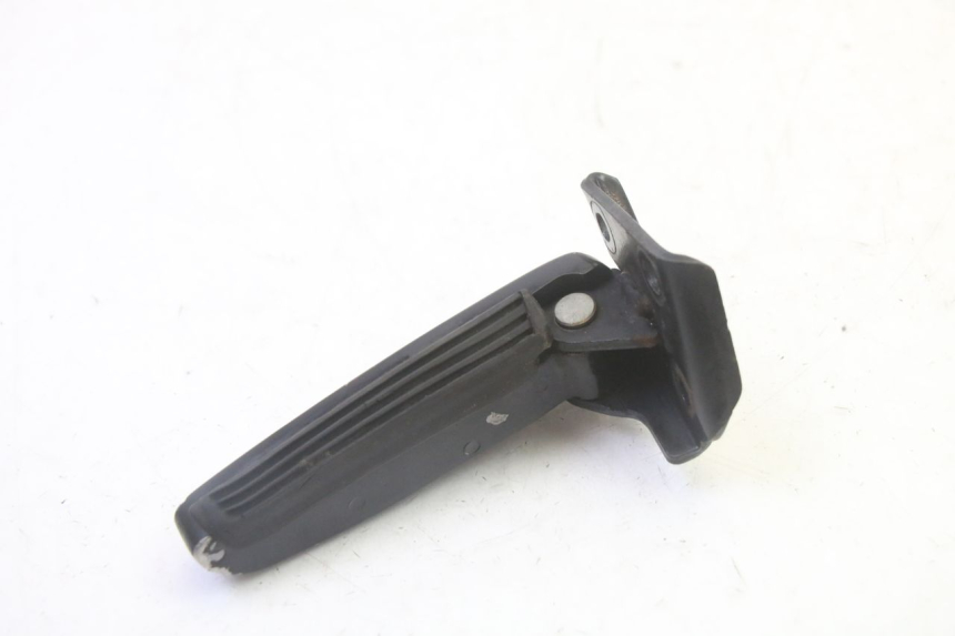 photo de REAR LEFT FOOTREST GILERA RUNNER SP 50 (2009 - 2017) - Fixing points details