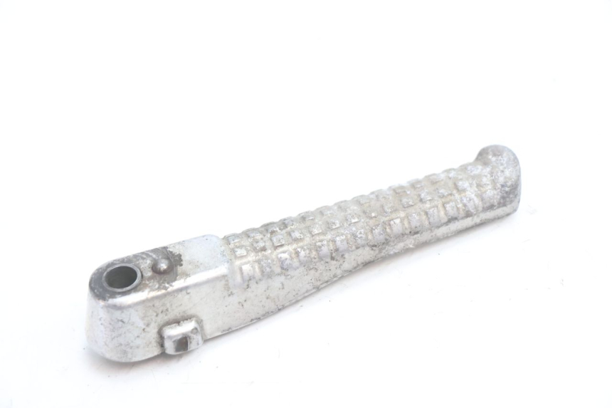 photo de REAR LEFT FOOTREST PEUGEOT SPEEDFIGHT LC 50 (1996 - 2002) - Zoom on usage condition