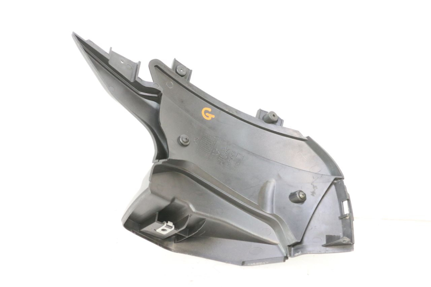 photo de REAR LEFT FOOTREST APRILIA SR MOTARD 50 (2012 - 2018) - Zoom on usage condition