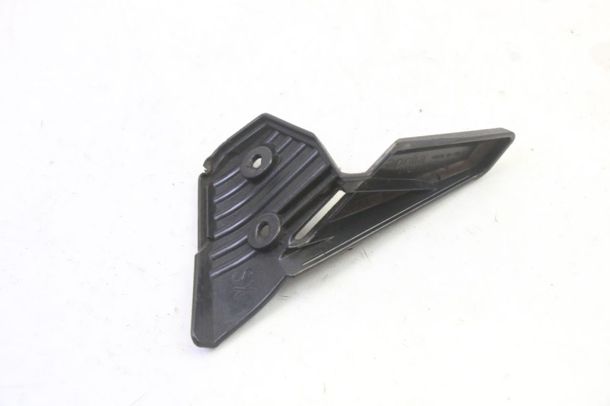 photo de REAR LEFT FOOTREST APRILIA SR R 2T LC 50 (2018 - 2021) - Alternative perspective