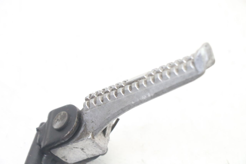 photo de REAR LEFT FOOTREST GILERA STALKER 50 (1997 - 2005) - Zoom on usage condition