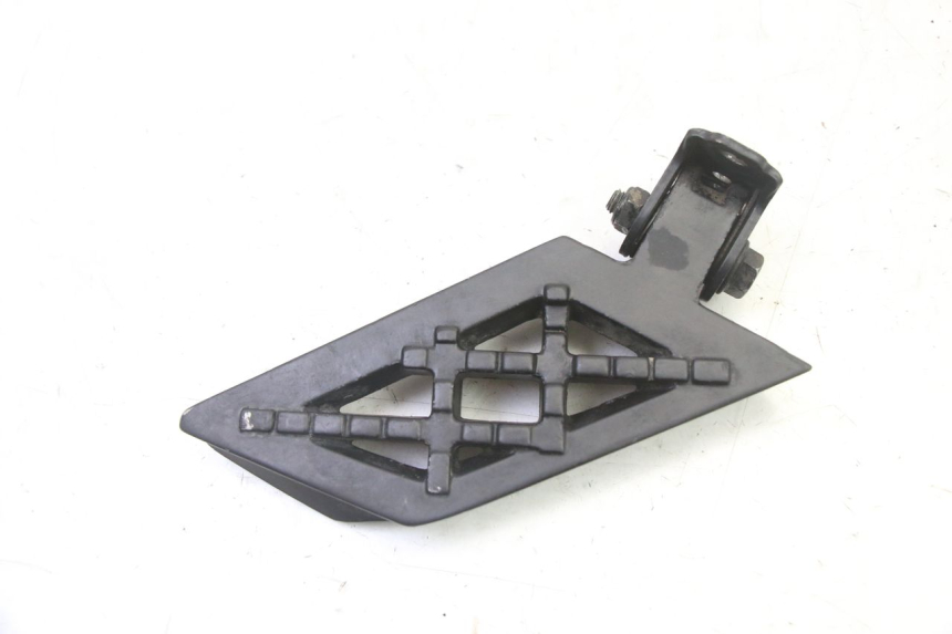 photo de REAR LEFT FOOTREST PEUGEOT STREETZONE I NAKED 2T 50 (2018 - 2020) - Main view