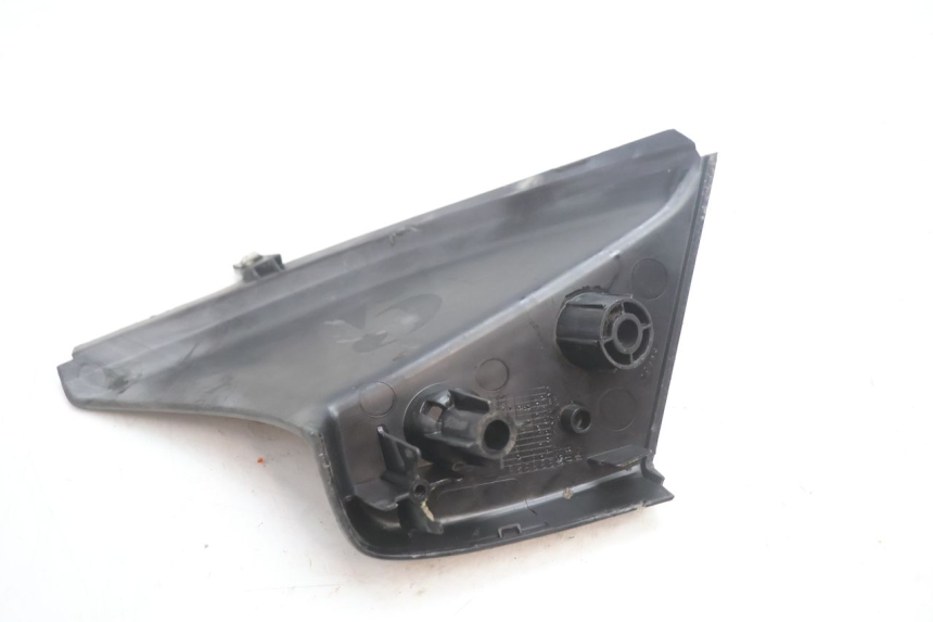 photo de REAR LEFT FOOTREST MBK STUNT NAKED 50 (2004 - 2018) - Technical close-up