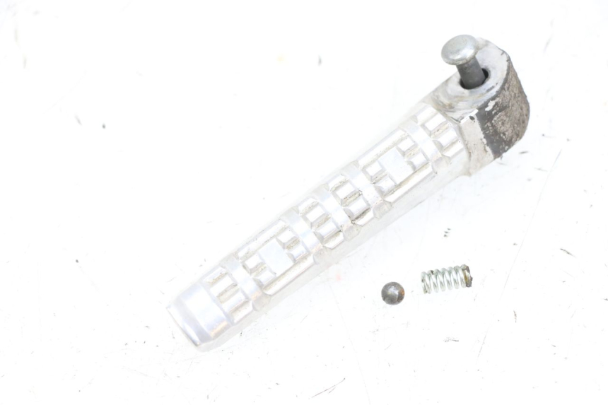 photo de REAR LEFT FOOTREST YAMAHA X-MAX XMAX 125 (2010 - 2013) - Main view