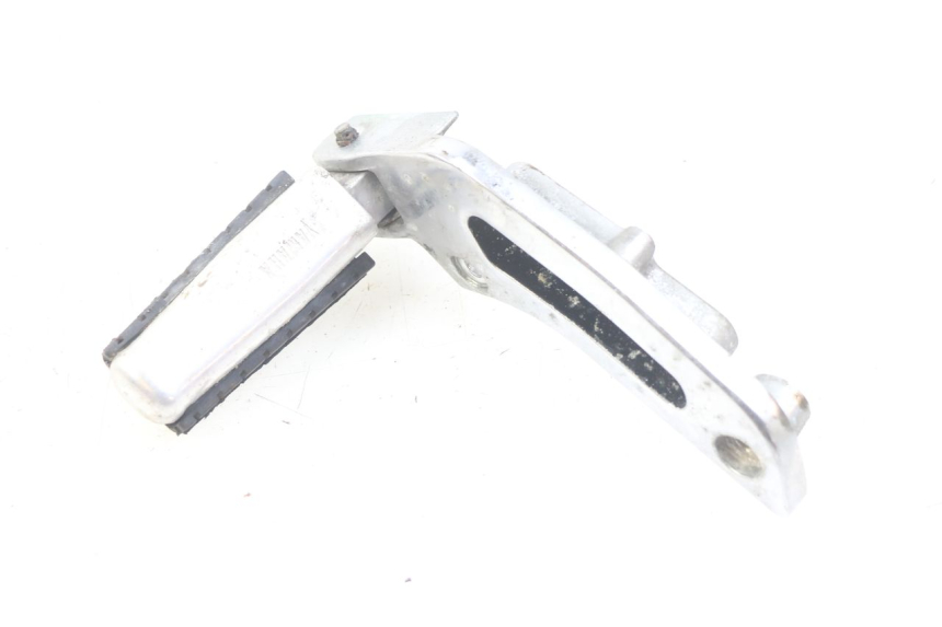 photo de LEFT REAR FOOTREST YAMAHA XV VIRAGO 750 (1984 - 1998) - Zoom on usage condition
