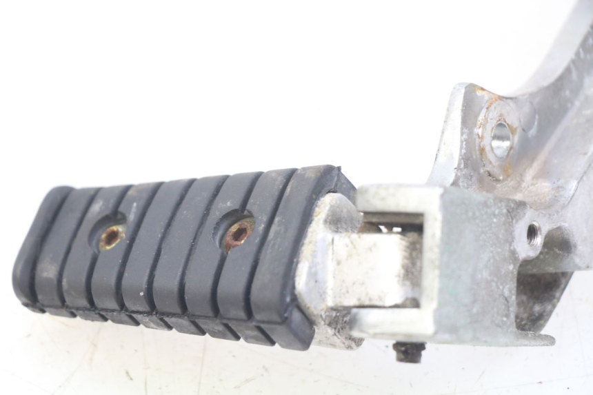 photo de LEFT REAR FOOTREST YAMAHA XV VIRAGO 750 (1984 - 1998) - Fixing points details