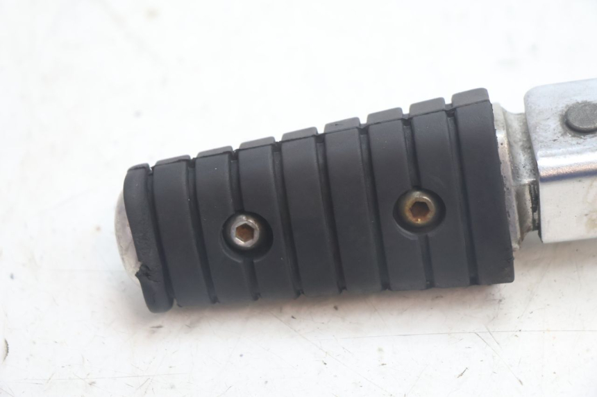 photo de REAR LEFT FOOTREST YAMAHA XV VIRAGO 535 (1988 - 2004) - Component detail