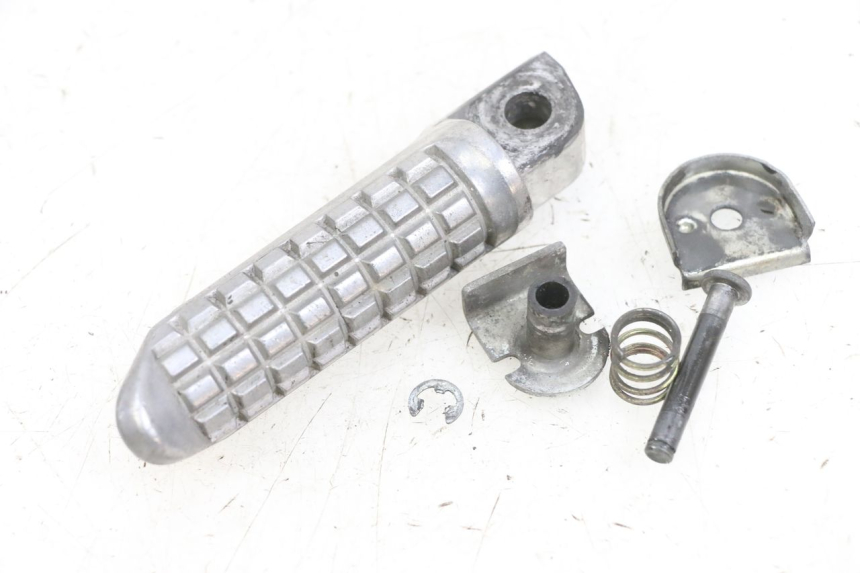 photo de REAR LEFT FOOTREST KAWASAKI ZR 7 750 (1999 - 2004) - Main view