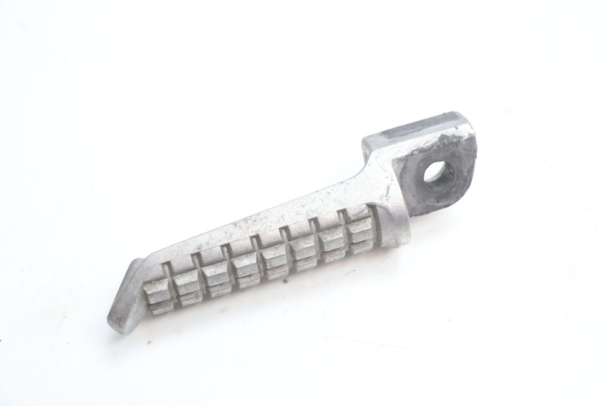 photo de REAR LEFT FOOTREST KAWASAKI ZX-6R ZX6R 600 (1995 - 1997) - Zoom on usage condition