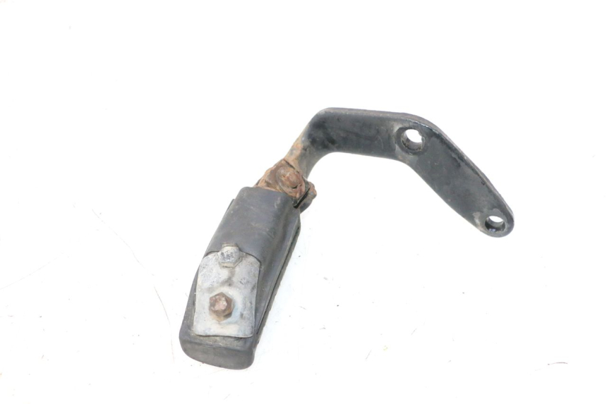 photo de FRONT RIGHT FOOTREST HONDA CB TWO FIFTY 250 (1991 - 2002) - Surface and material condition