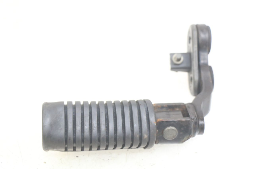 photo de RIGHT FRONT FOOTREST HONDA CM 125 (1983 - 2003) - Product overview