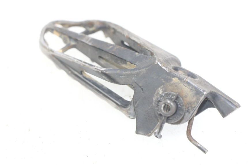 photo de RIGHT FRONT FOOTREST HONDA CRF CR-F 450 (2009 - 2012) - Zoom on usage condition