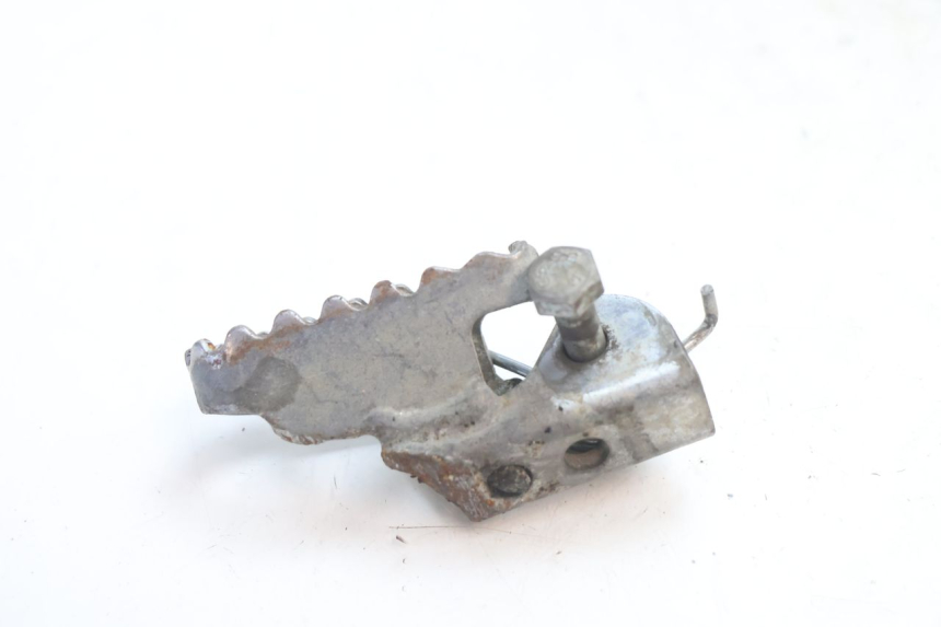 photo de FRONT RIGHT FOOTREST HM HONDA DERAPAGE 50 (2007 - 2009) - Fixing points details