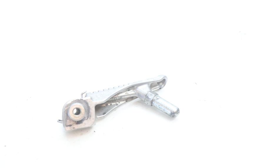 photo de FRONT RIGHT FOOTREST KAWASAKI ER-6 ER6 N 650 (2005 - 2009) - Alternative perspective