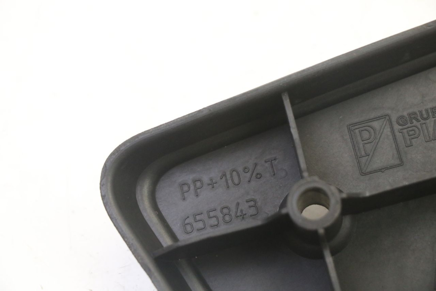 photo de FRONT RIGHT FOOTREST PIAGGIO MP3 RL 250 (2006 - 2010) - Product overview