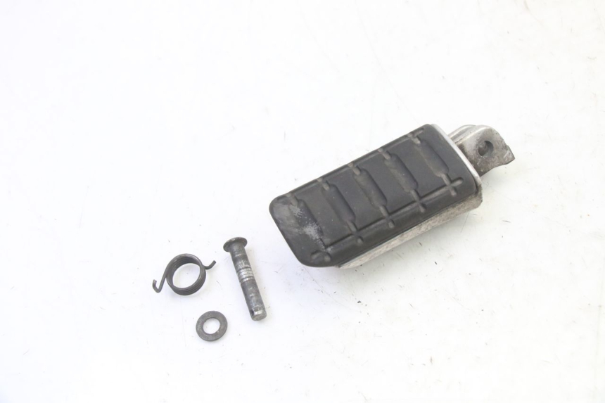 photo de FRONT RIGHT FOOTREST HONDA NTV DEAUVILLE 650 (2001 - 2006) - Zoom on usage condition