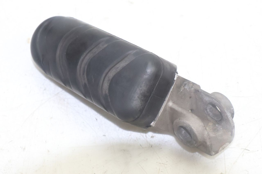 photo de FRONT RIGHT FOOTREST MZ RT 125 (2000 - 2008) - Surface and material condition