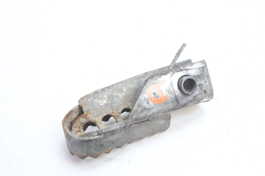 photo de FRONT RIGHT FOOTREST DERBI SENDA 50 (2003 - 2005) - Product overview
