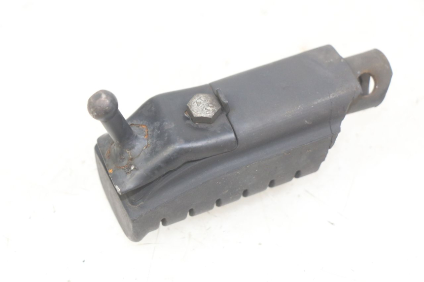 photo de RIGHT FRONT FOOTREST DAELIM VJ ROADWIN FI 125 (2008 - 2017) - Component detail