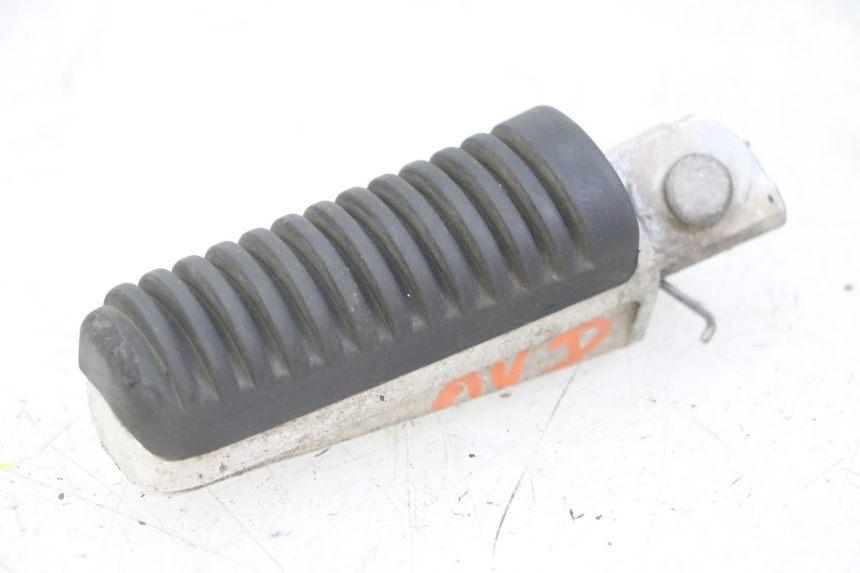 photo de FRONT RIGHT FOOTREST YAMAHA XJ6 ABS 600 (2008 - 2016) - Main view