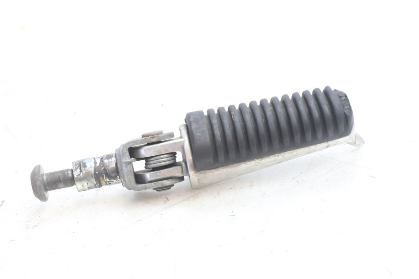 photo de FRONT RIGHT FOOTREST YAMAHA XJR 1300 (1998 - 2002) - Component detail