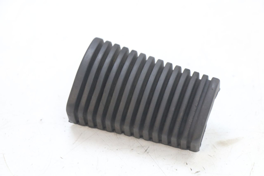 photo de FRONT RIGHT FOOTREST YAMAHA XVS DRAG STAR DRAGSTAR 650 (1997 - 2007) - Component detail