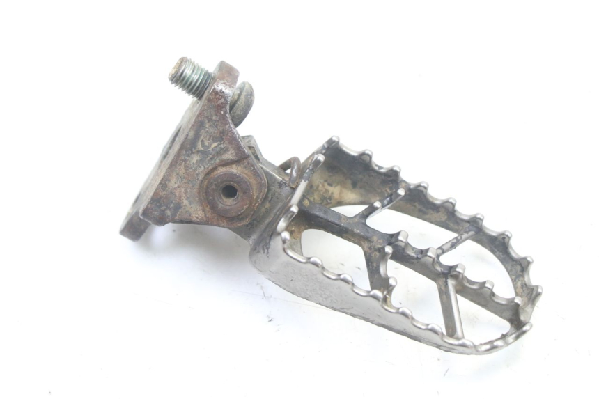 photo de FRONT RIGHT FOOTREST YAMAHA YZ-F YZF 250 (2007 - 2013) - Main view