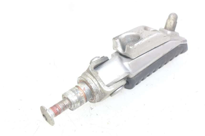 photo de RIGHT FRONT FOOTREST KAWASAKI Z 750 (2007 - 2013) - Component detail