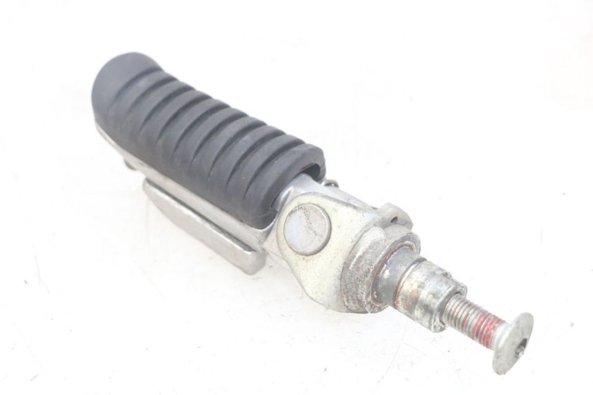 photo de RIGHT FRONT FOOTREST KAWASAKI Z 750 (2007 - 2013) - Technical close-up