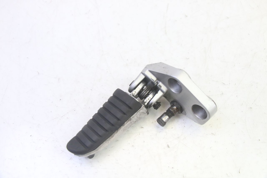 photo de FRONT LEFT FOOTREST SUZUKI DL V STROM 1000 (2002 - 2007) - Main view