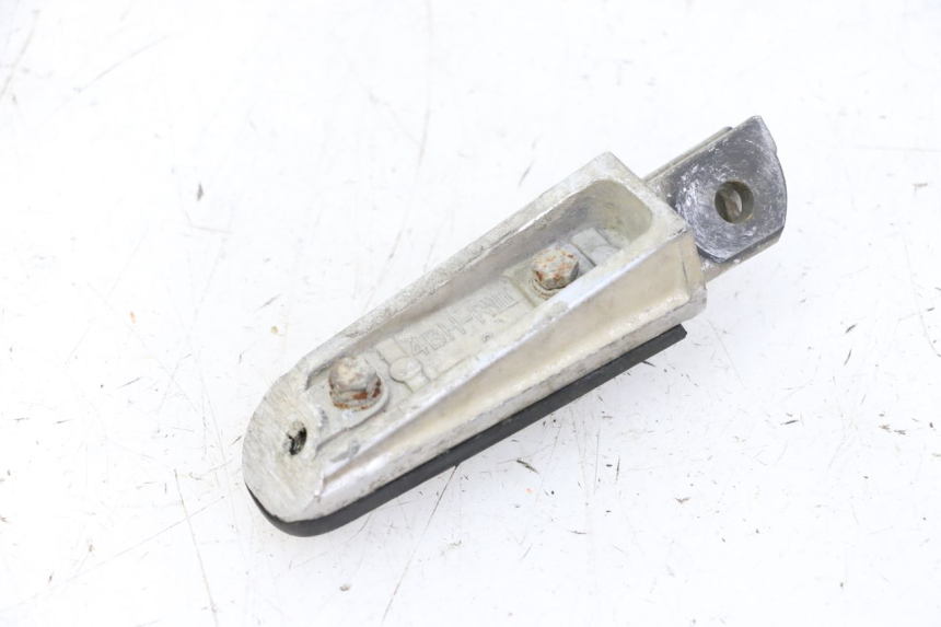 photo de FRONT LEFT FOOTREST YAMAHA FJR ABS 1300 (2006 - 2012) - Alternative perspective