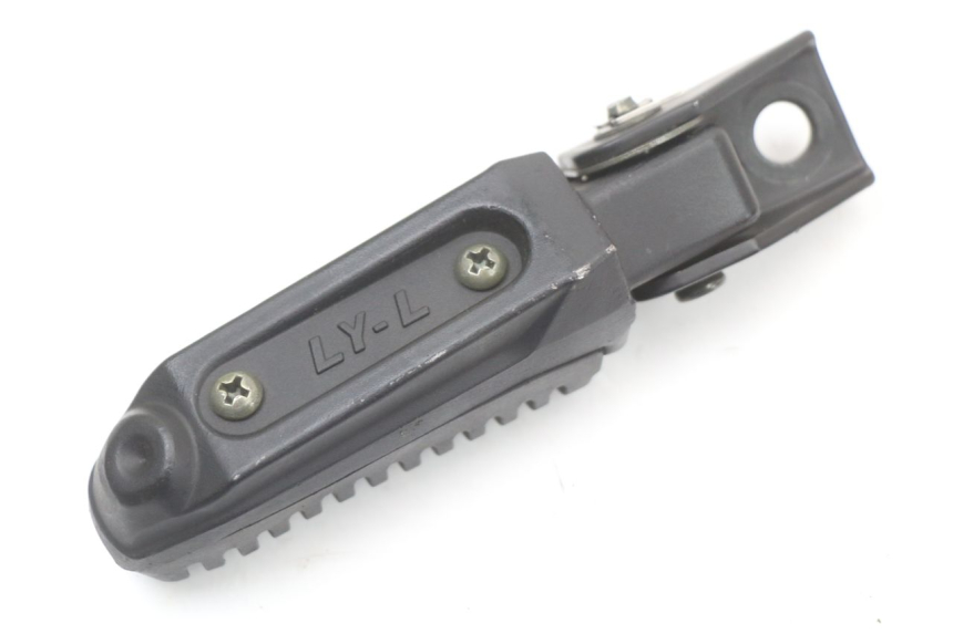 photo de FRONT LEFT FOOTREST ASTOR ORCAL 125 (2015 - 2017) - Zoom on usage condition