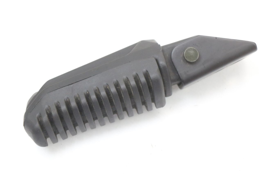 photo de FRONT LEFT FOOTREST ASTOR ORCAL 125 (2015 - 2017) - Alternative perspective