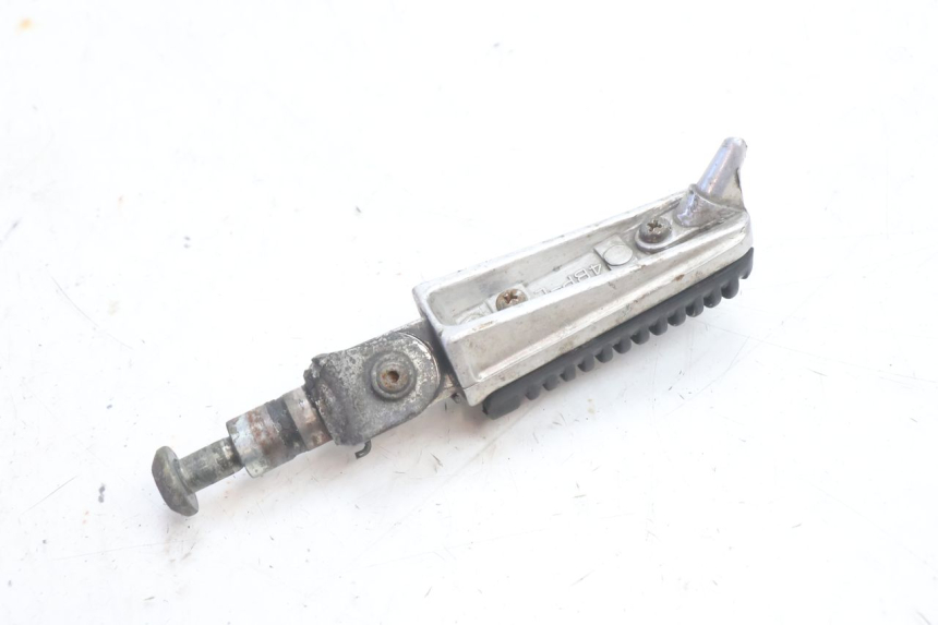 photo de FRONT LEFT FOOTREST YAMAHA XJR 1300 (1998 - 2002) - Product overview