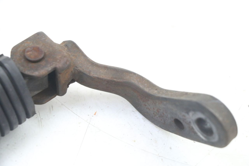 photo de FRONT LEFT FOOTREST YAMAHA SR 125 (1982 - 2003) - Zoom on usage condition