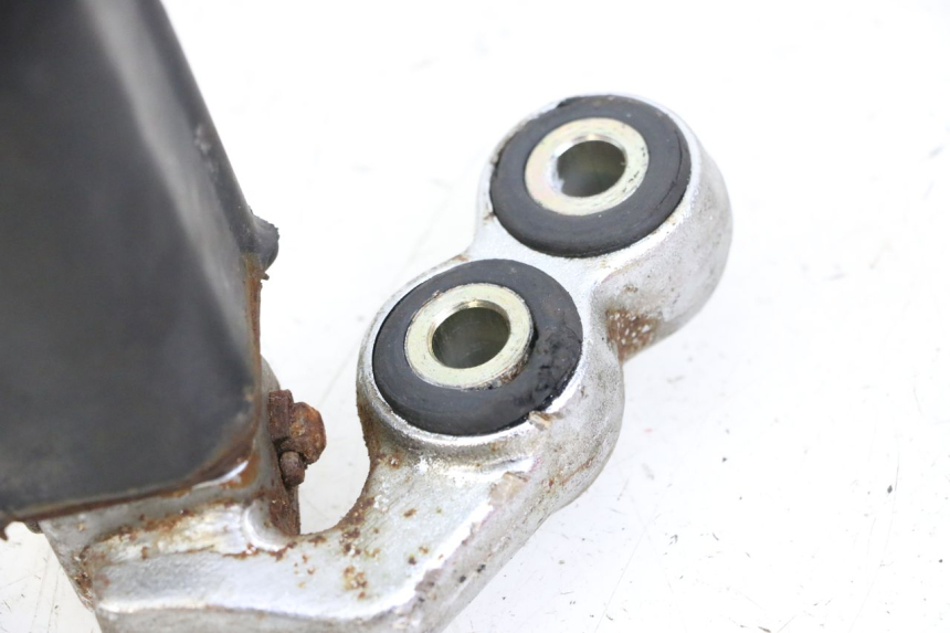 photo de FRONT LEFT FOOTREST YAMAHA XV VIRAGO 535 (1988 - 2004) - Zoom on usage condition