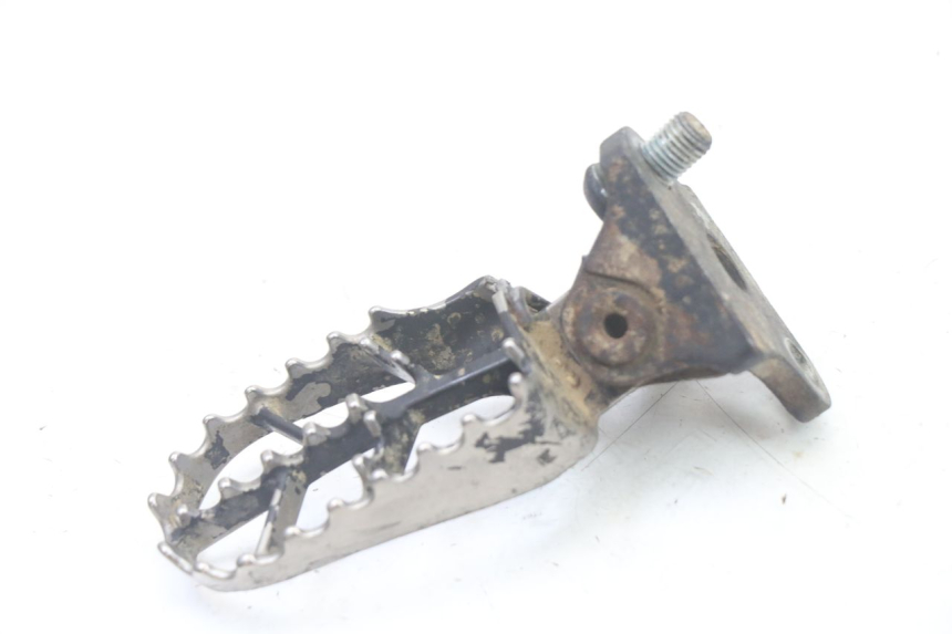 photo de FRONT LEFT FOOTREST YAMAHA YZ-F YZF 250 (2007 - 2013) - Component detail