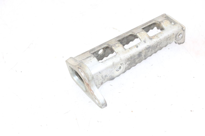 photo de FRONT LEFT FOOTREST YAMAHA YFM R RAPTOR 250 (2008 - 2014) - Component detail