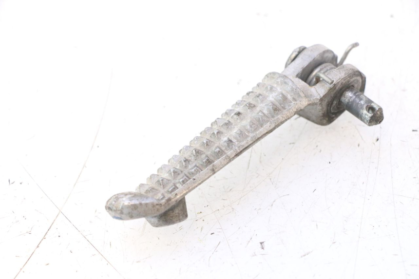 photo de FRONT LEFT FOOTREST YAMAHA YZF R6 600 (2008 - 2009) - Component detail